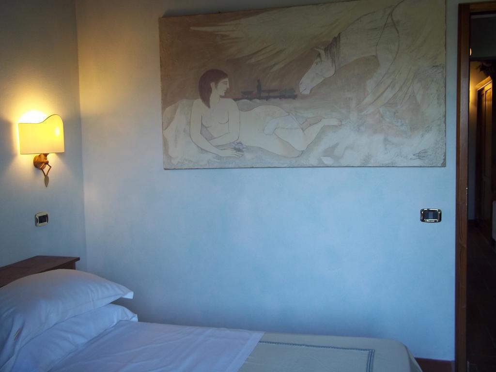 Agriturismo Lupo Cerrino Tarquinia Ruang foto