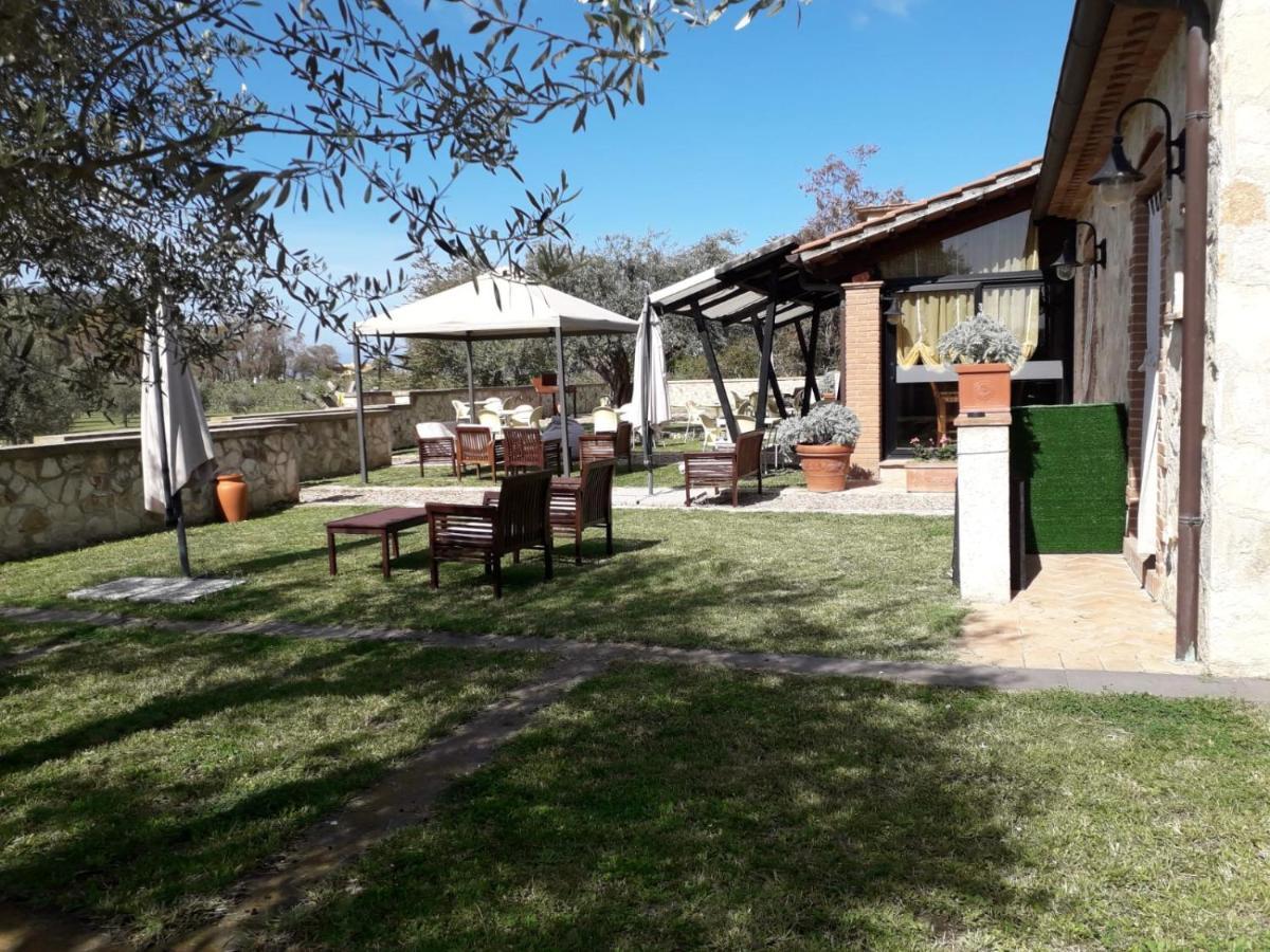 Agriturismo Lupo Cerrino Tarquinia Bagian luar foto