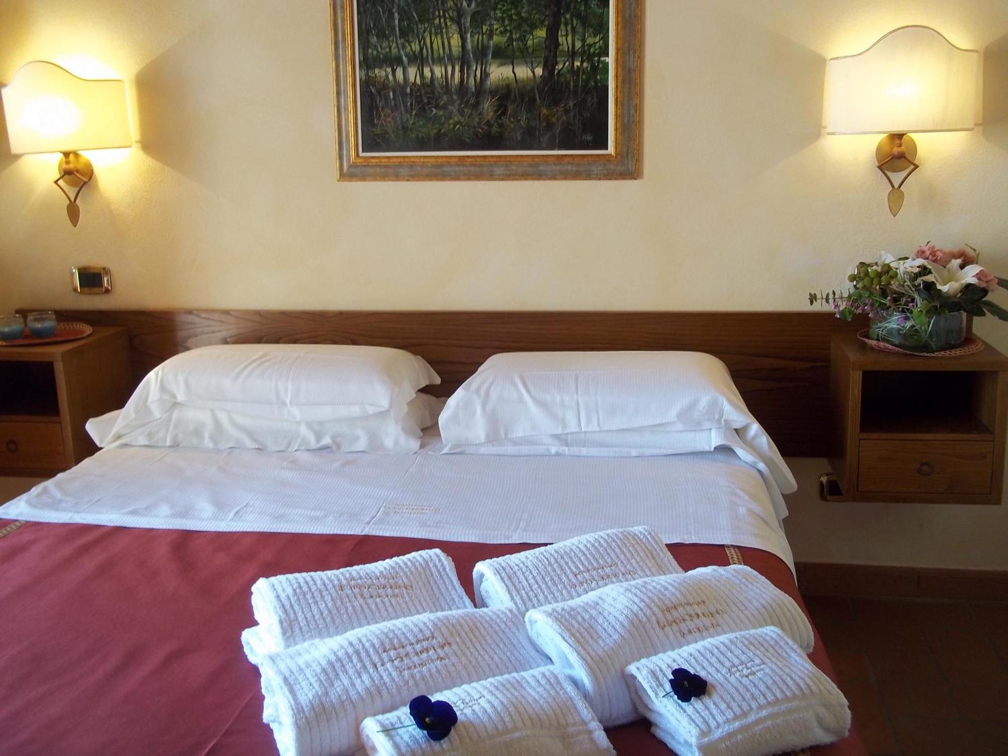 Agriturismo Lupo Cerrino Tarquinia Ruang foto